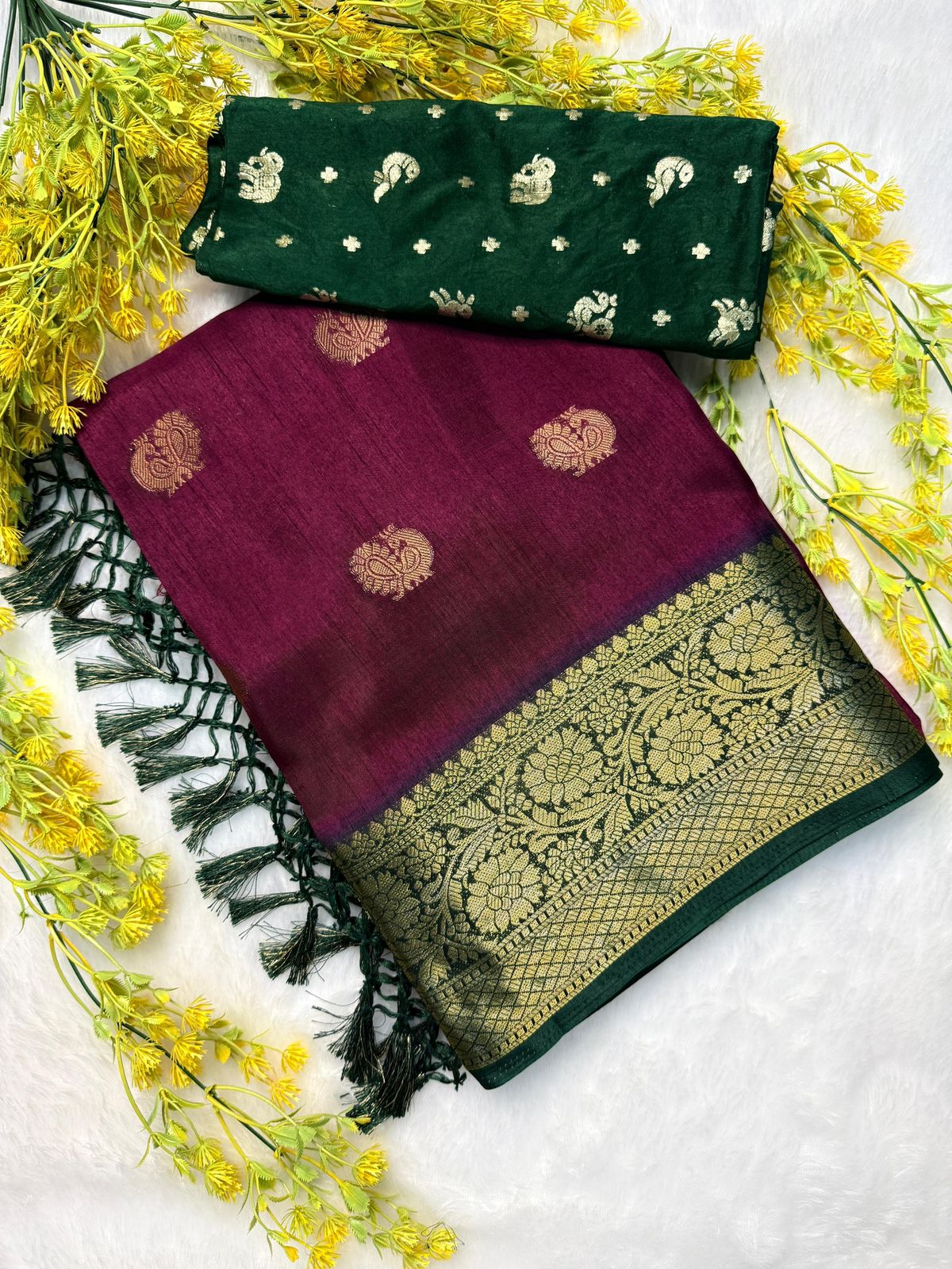 Soft Dola Silk Butta Saree with premium design and contrast Zari weaving