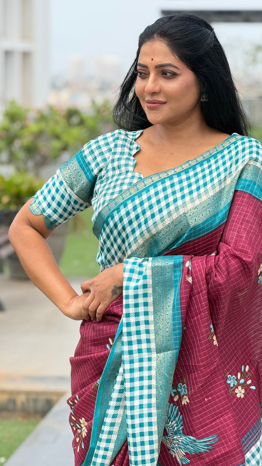 Checks border linen saree