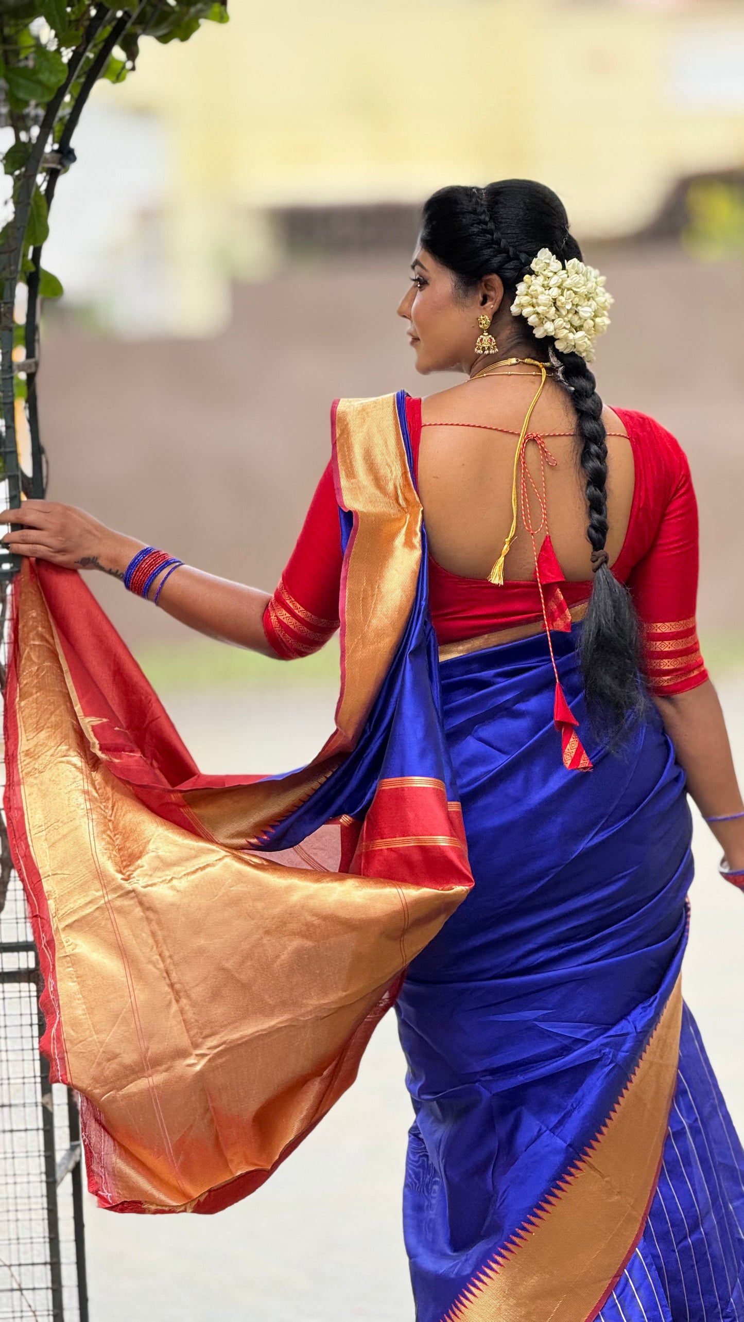 Litchi soft silk saree with Jacquard checkered blouse in contrast