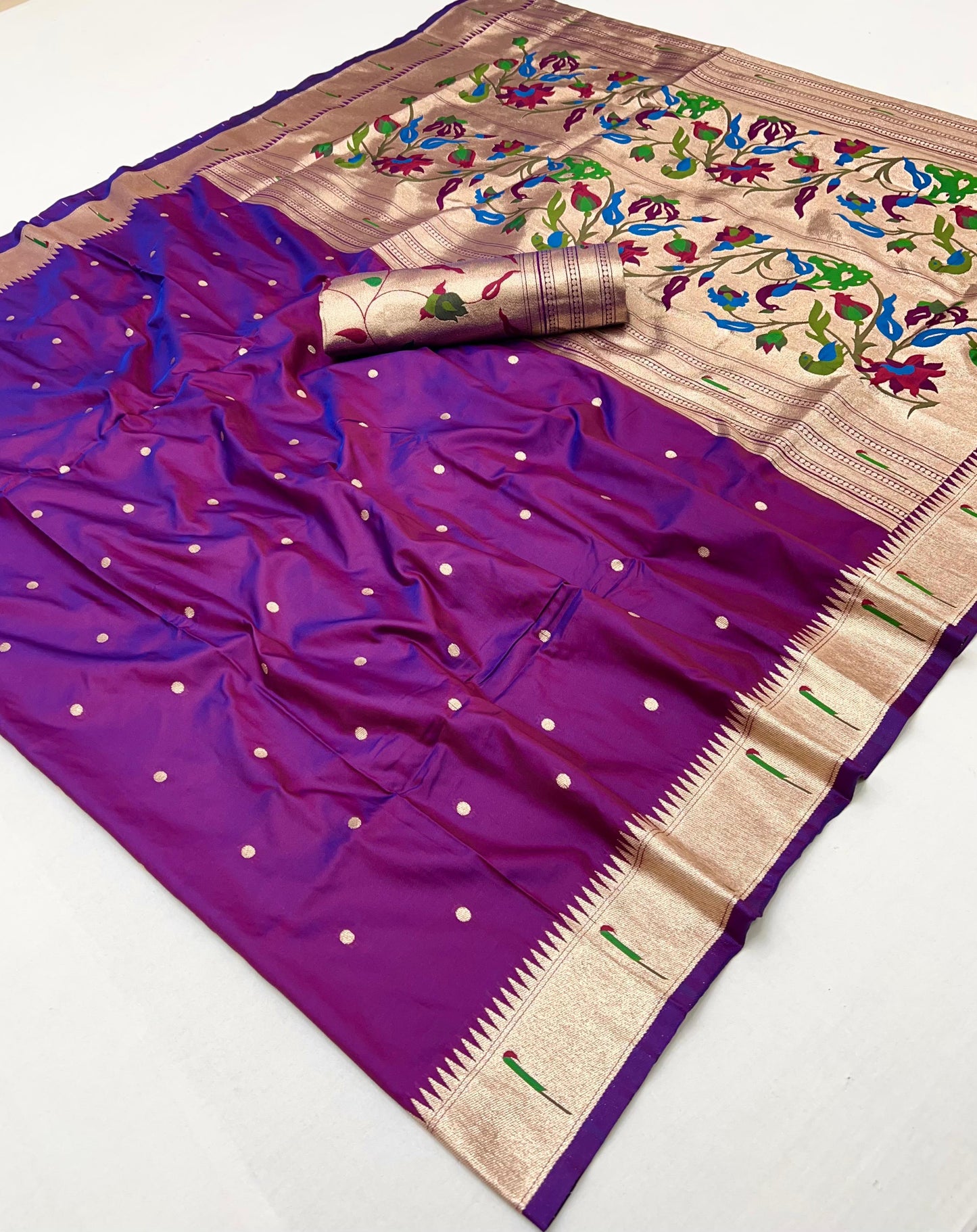 Pure Banarasi silk Paithni