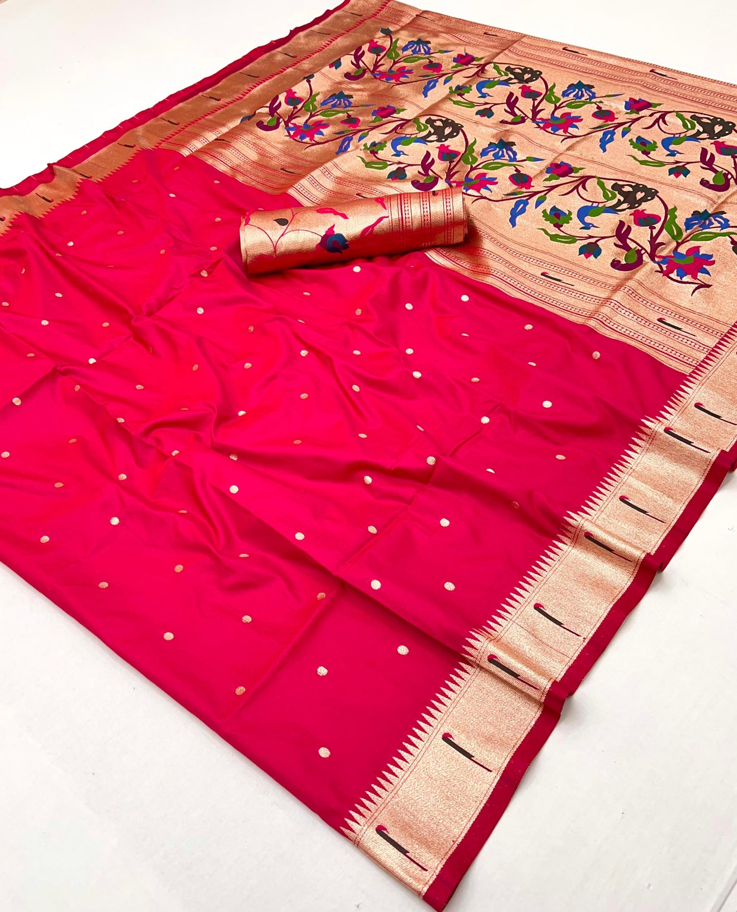 Pure Banarasi silk Paithni