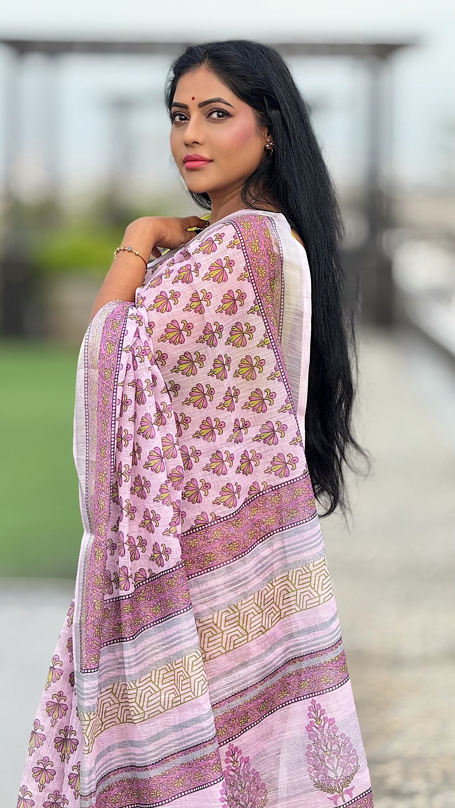 Linen with Silver Zari border