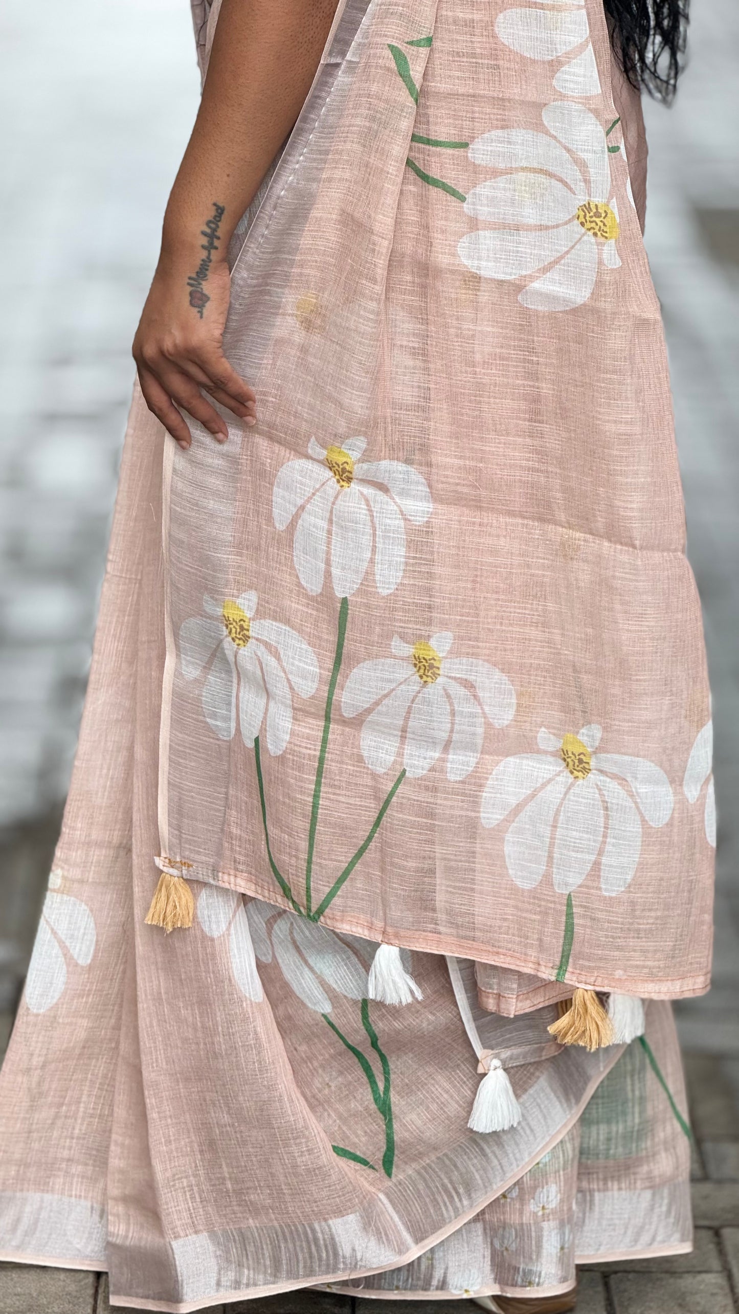 Linen with Silver Zari border Floral design