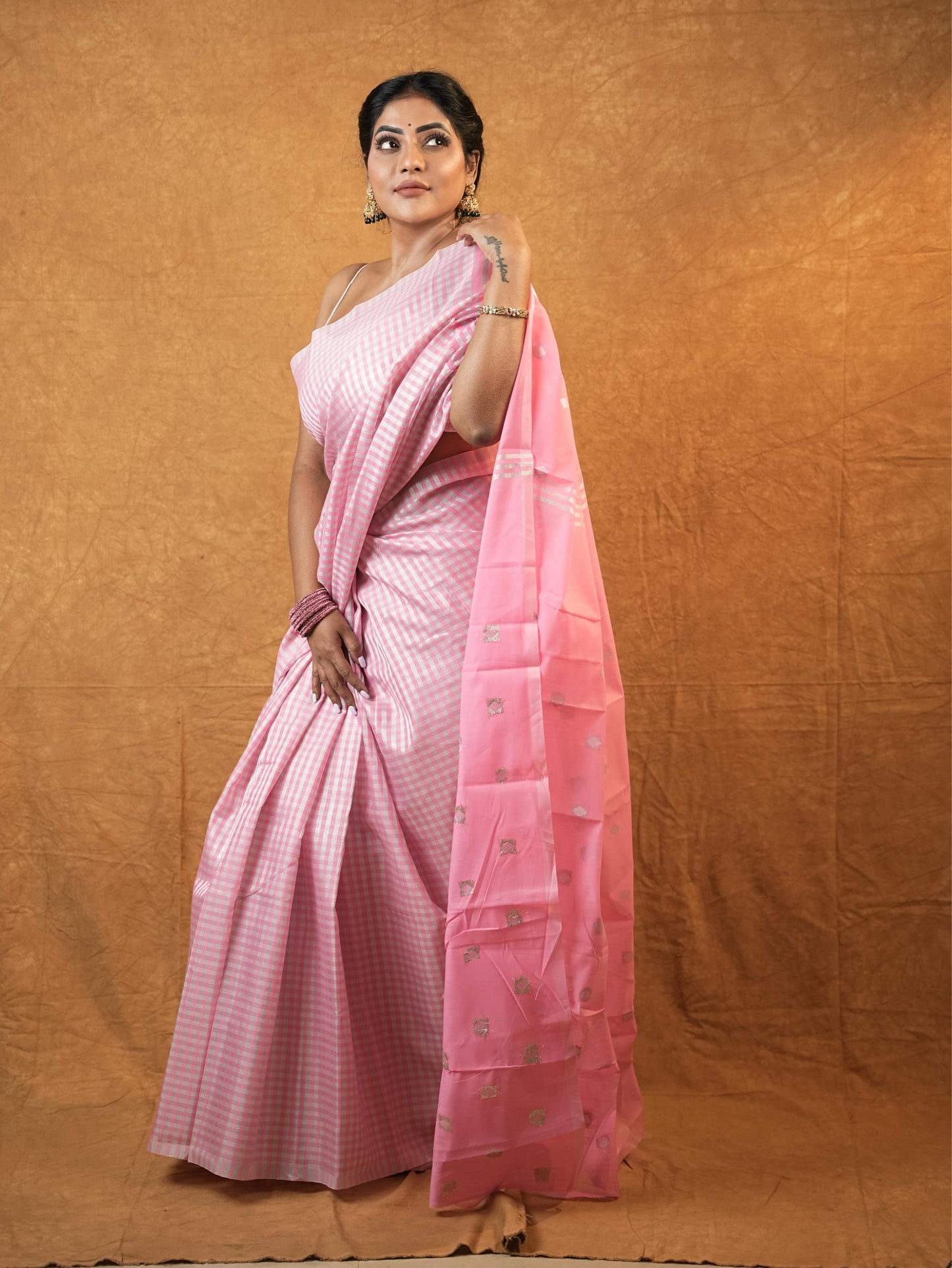 Zari checks tissue saree