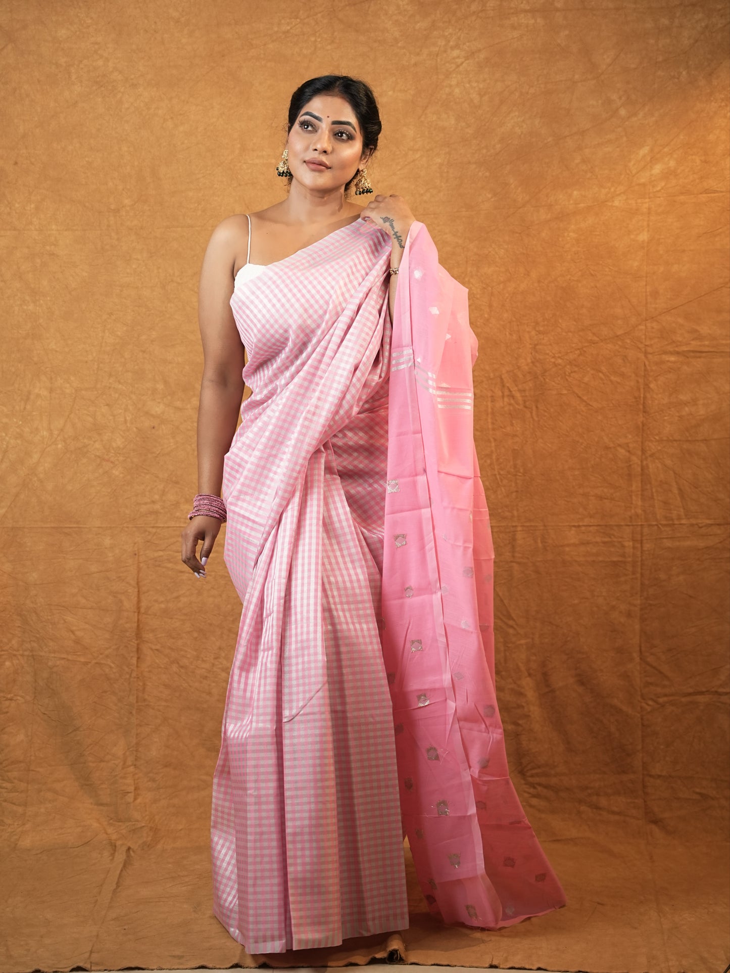 Zari checks tissue saree