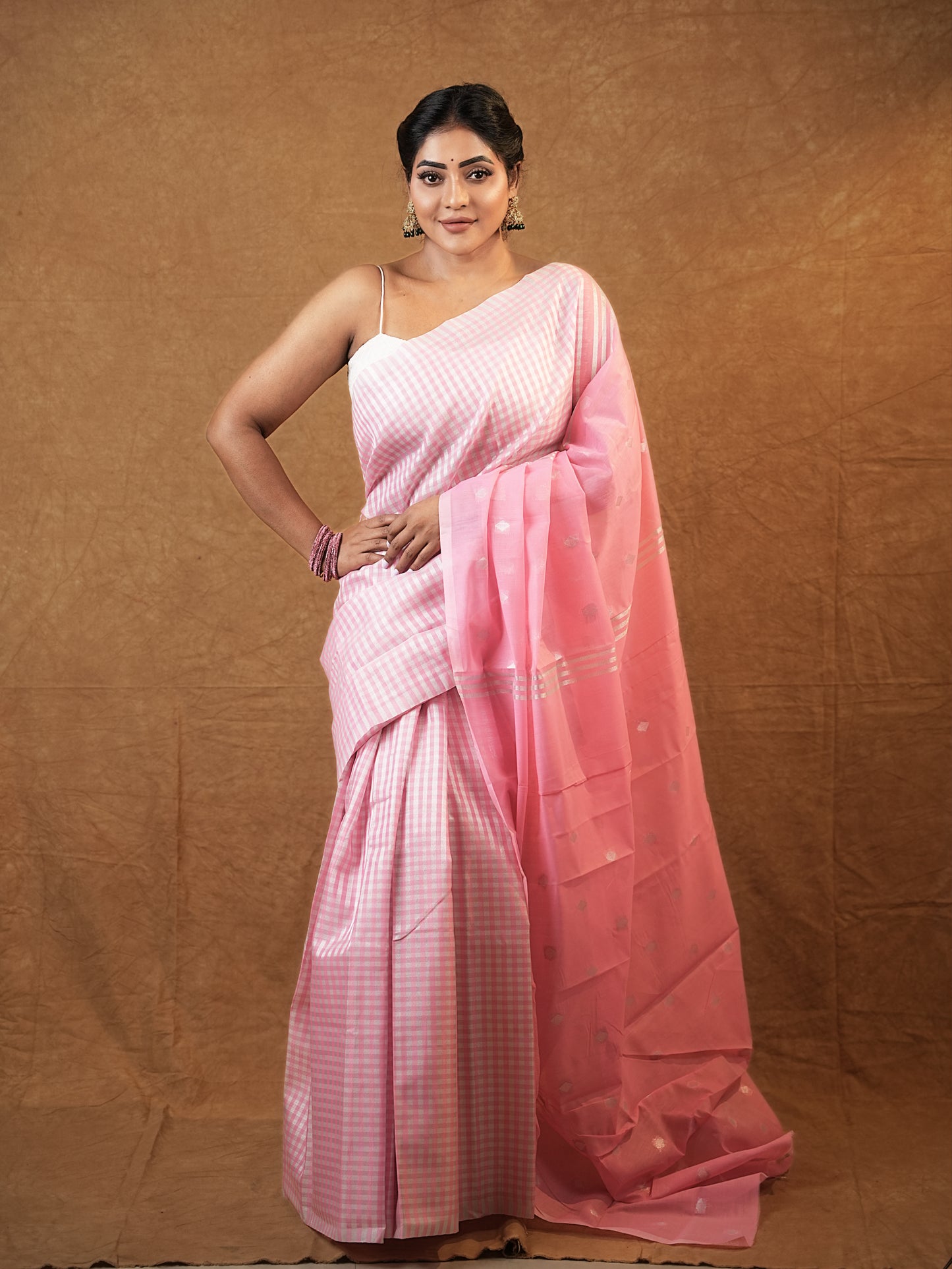 Zari checks tissue saree