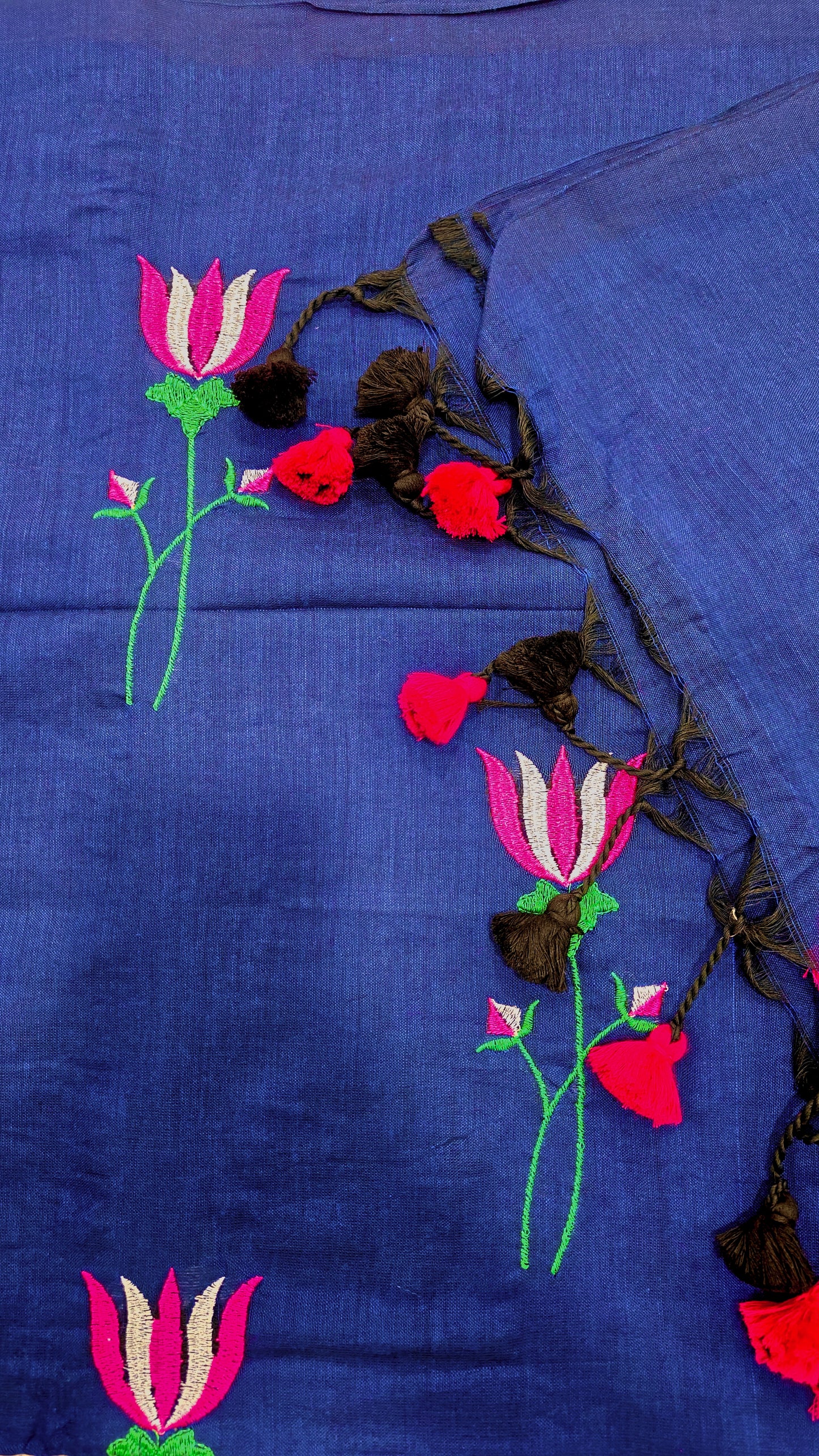 Mul Cotton Lotus Embroidery