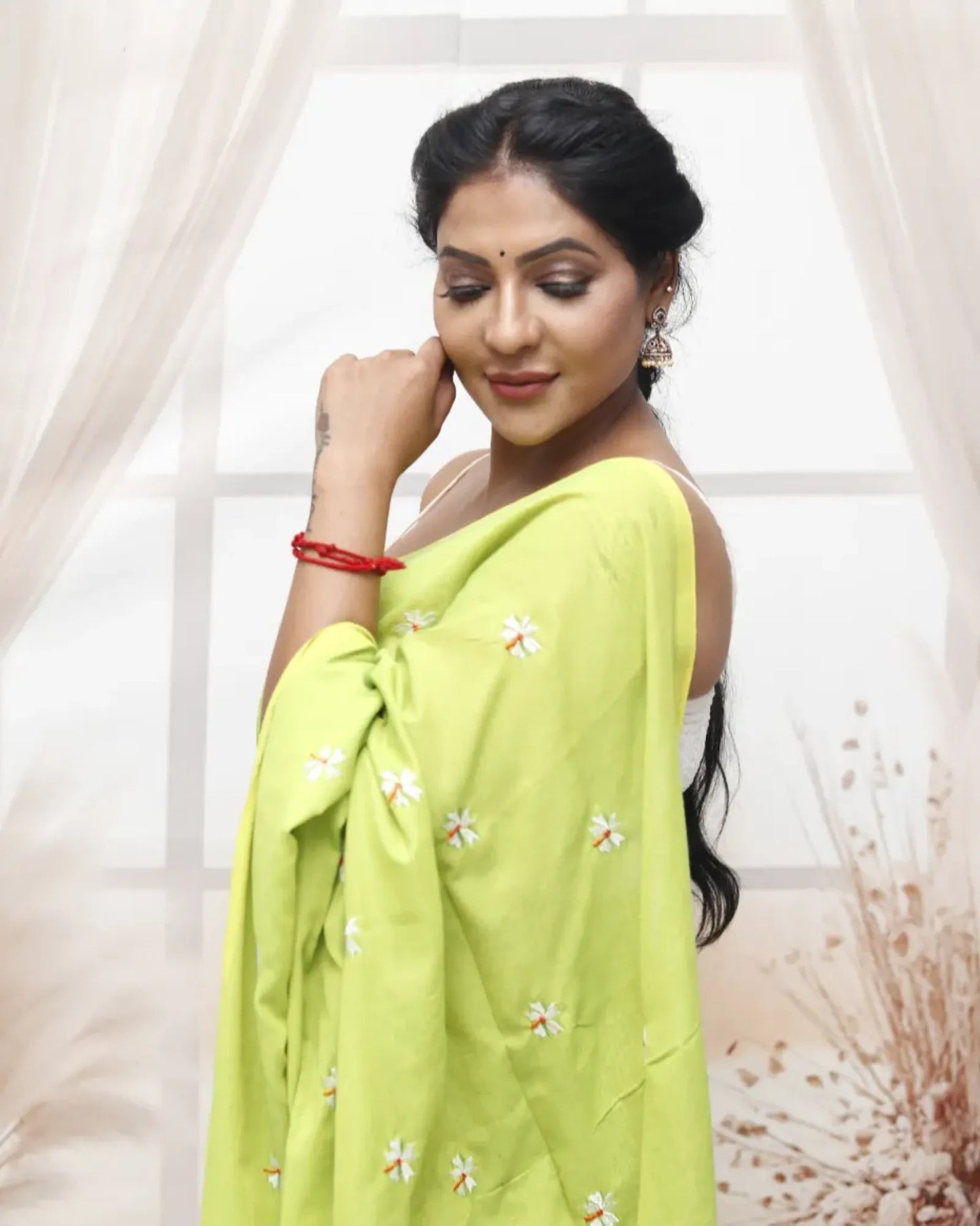 Mul Cotton Dandelion Embroidery